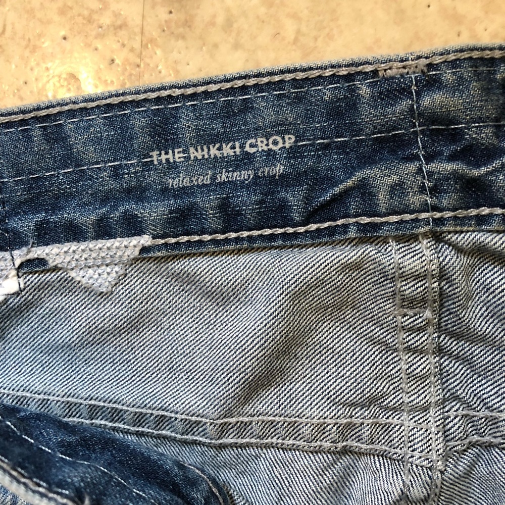 The Nikki crop / relaxed skinny crop